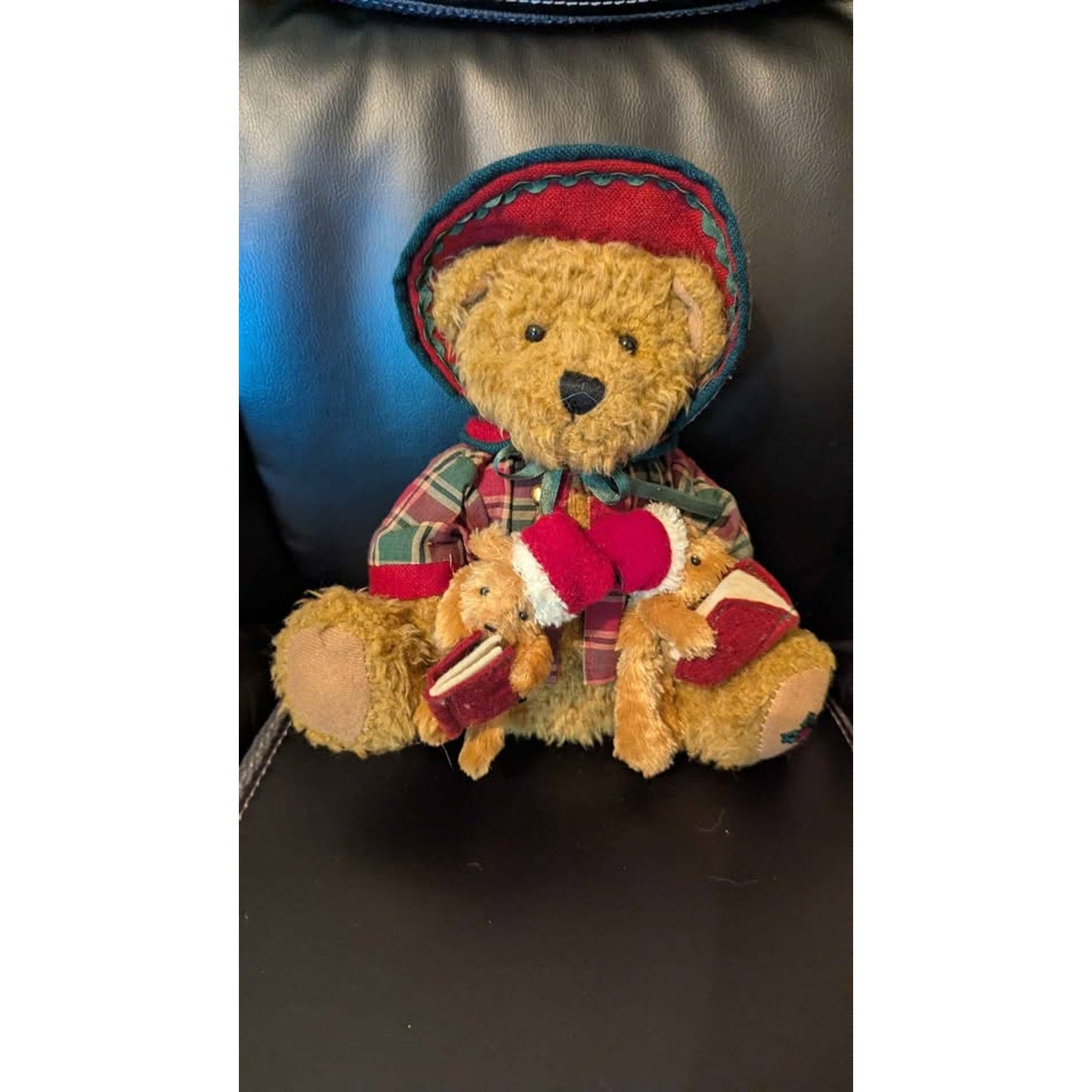 Boyd's Bears Papa Bear Christmas
