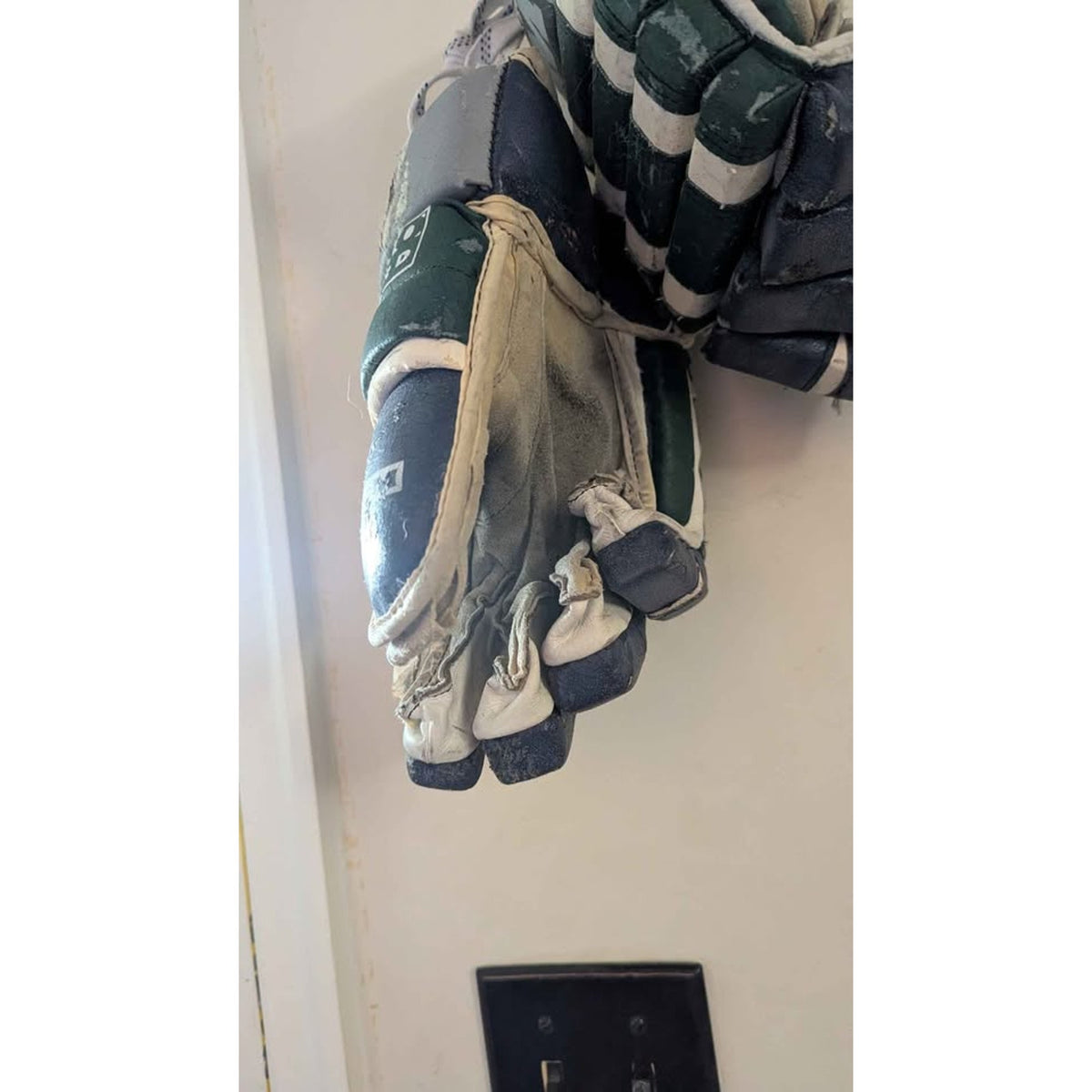 Vintage WHA Houston Aeros CCM Pro Stock Leather Hockey Gloves