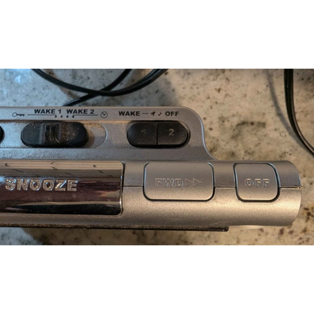 Vintage RCA AM/FM Clock Radio - Blue Digital Display & AUX Input