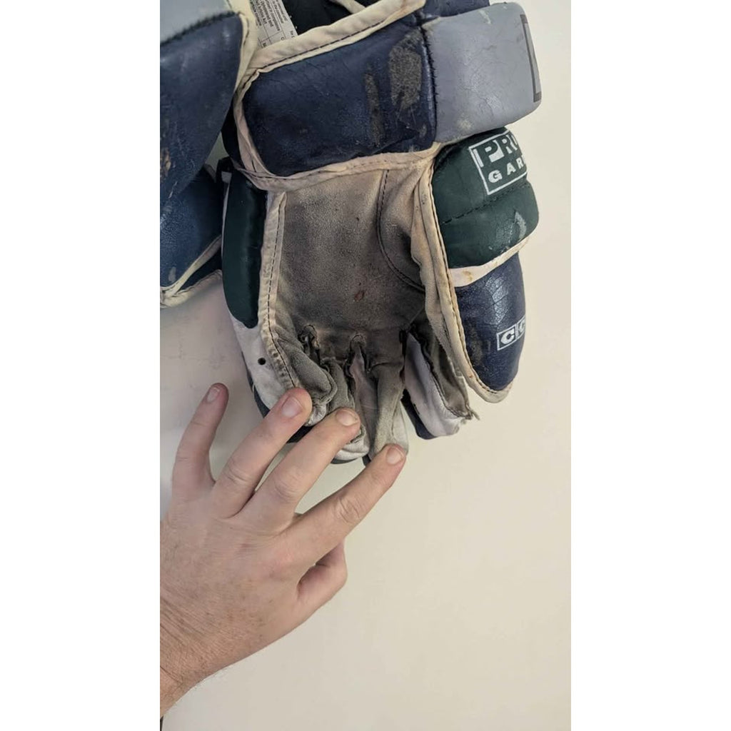 Vintage WHA Houston Aeros CCM Pro Stock Leather Hockey Gloves